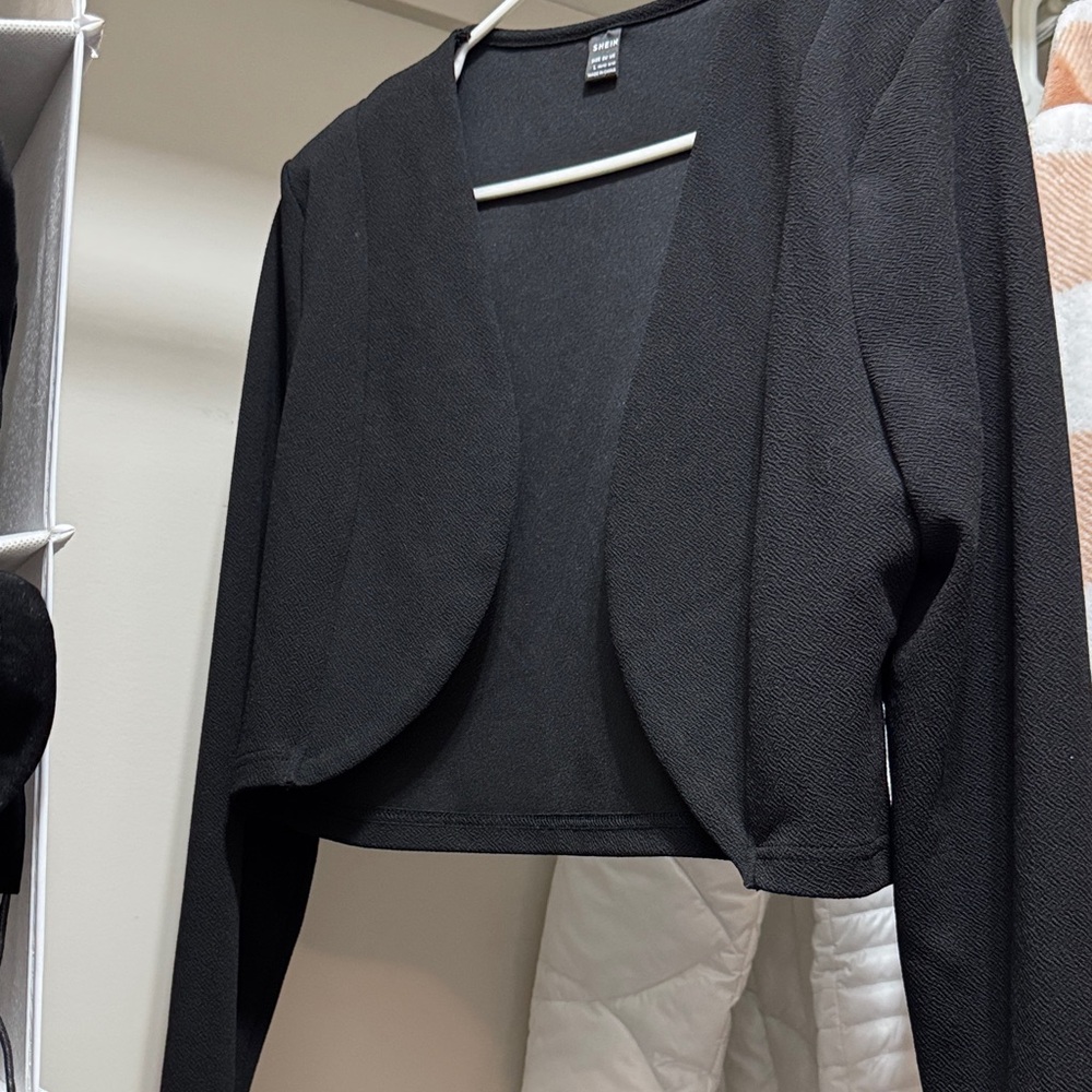 Black Cropped Blazer